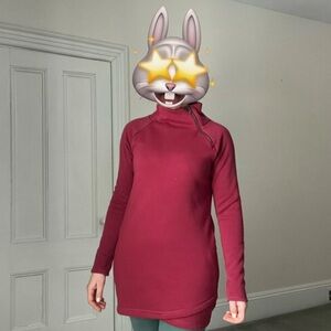 Athleta Burgundy Long Sleeve Tunic